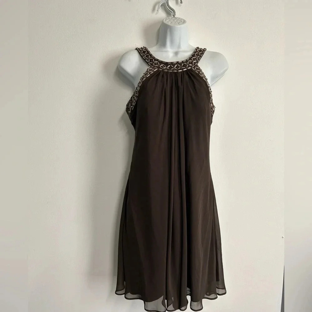 JS‎ BOUTIQUE Dress Women’s 10 HalterJeweled Neckline Formal Wedding Cocktail